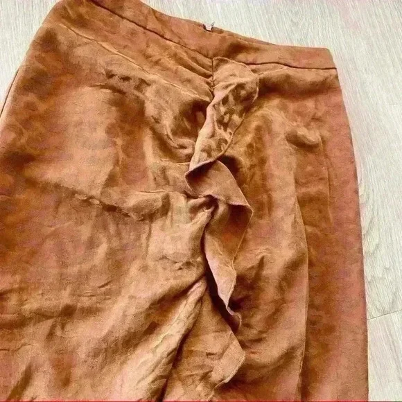 ZARA Y2K RUFFLE PENCIL BROWN COPPER SKIRT SIZE  SMALL - Picture 2 of 7